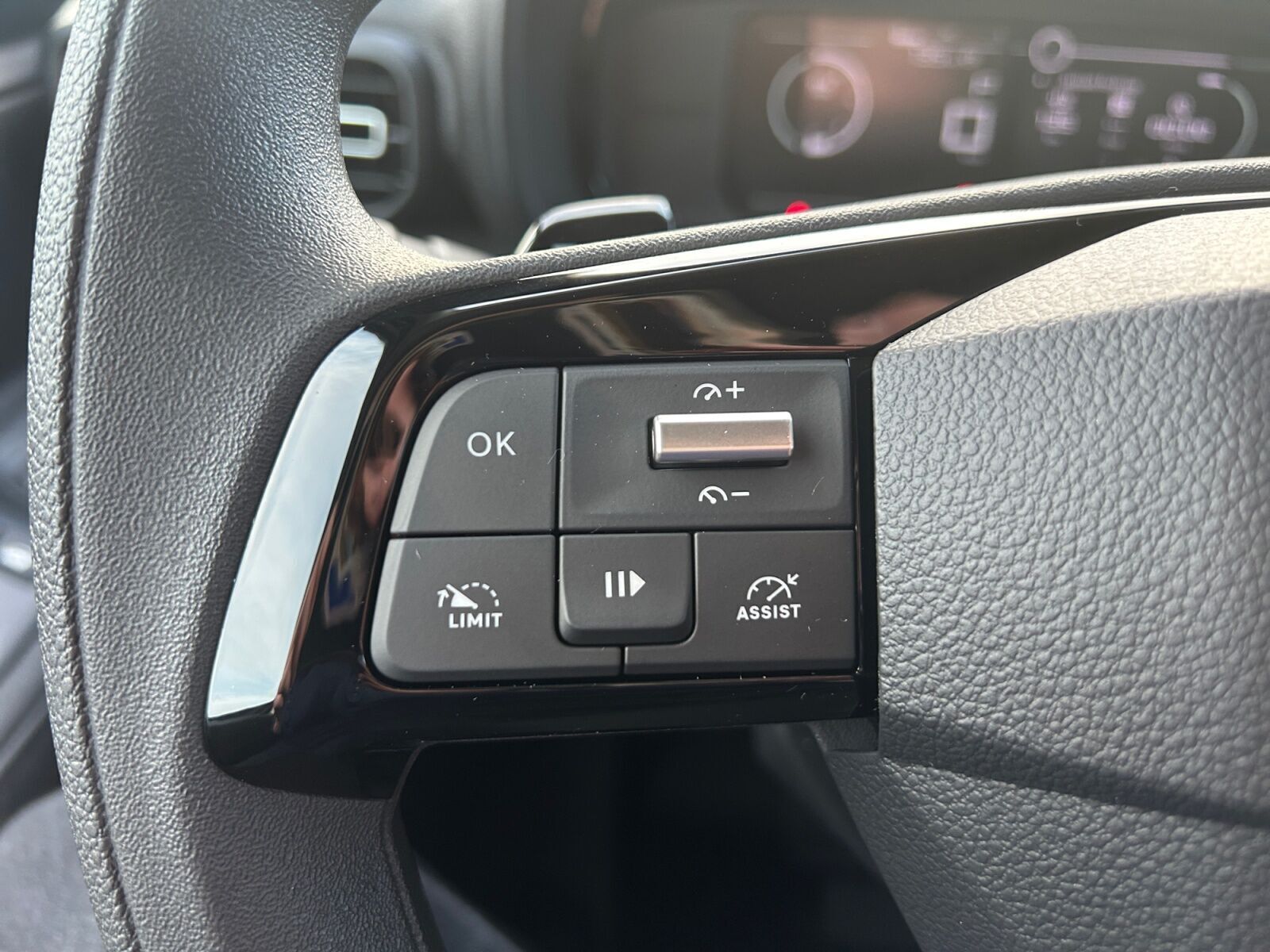 Hvid Toyota ProAce City fra 2025