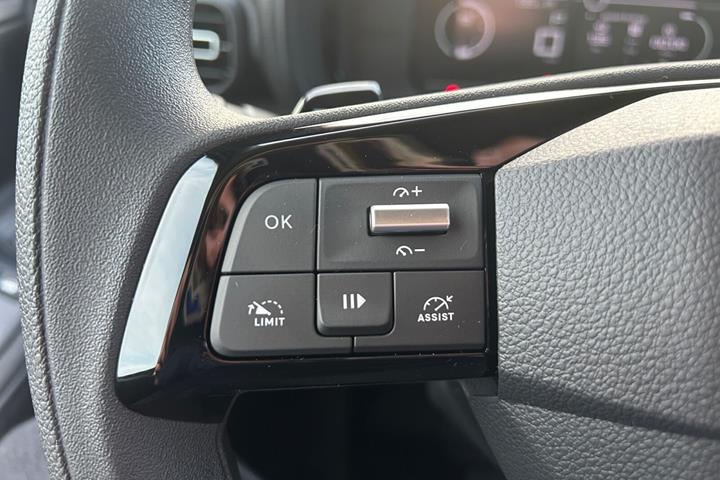 Hvid Toyota ProAce City fra 2025