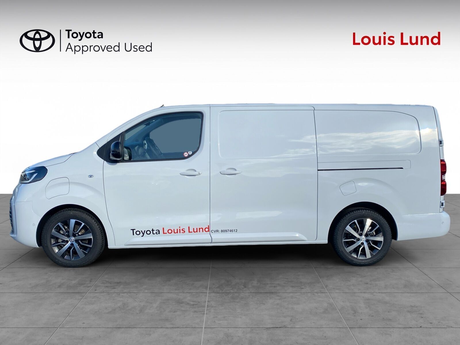 Hvid Toyota Proace Electric fra 2025