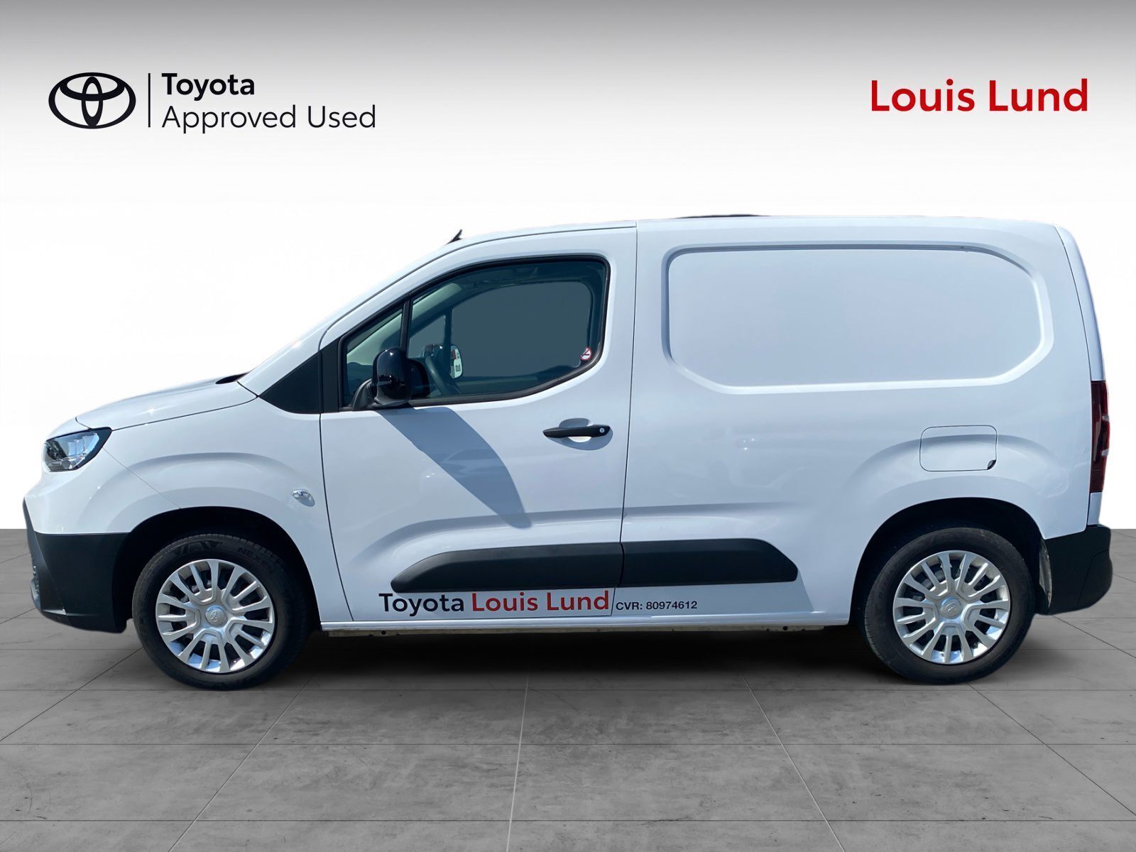 Hvid Toyota ProAce City fra 2024
