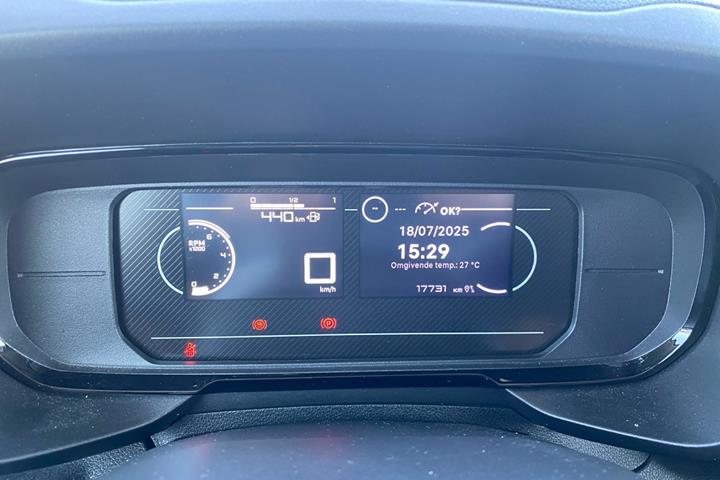 Hvid Toyota ProAce City fra 2024