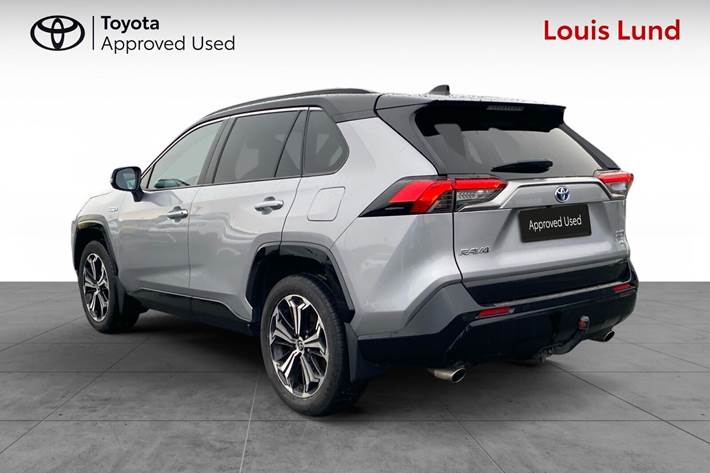 Grå Toyota RAV4 Plug-in fra 2024