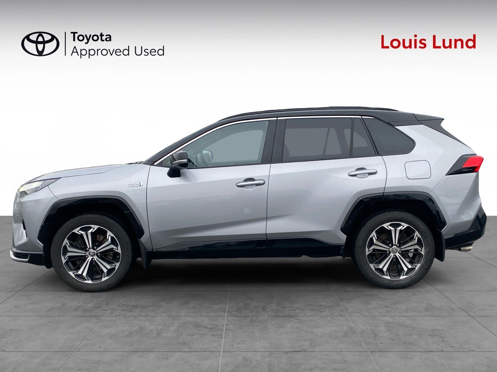 Grå Toyota RAV4 Plug-in fra 2024