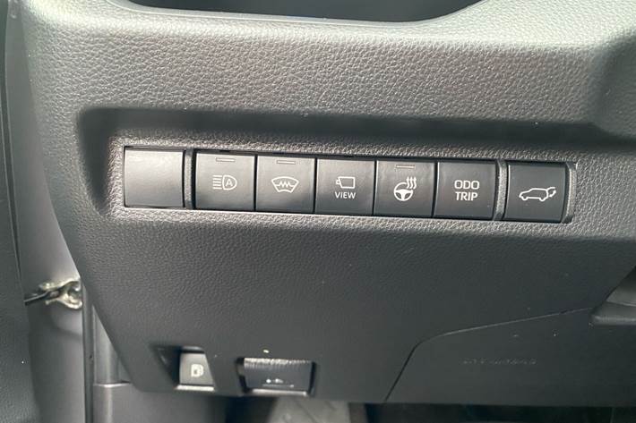 Grå Toyota RAV4 Plug-in fra 2024