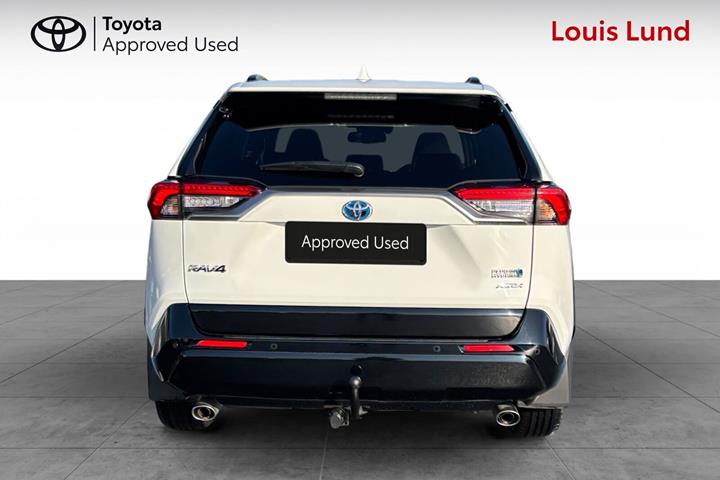 Hvid Toyota RAV4 Plug-in fra 2022