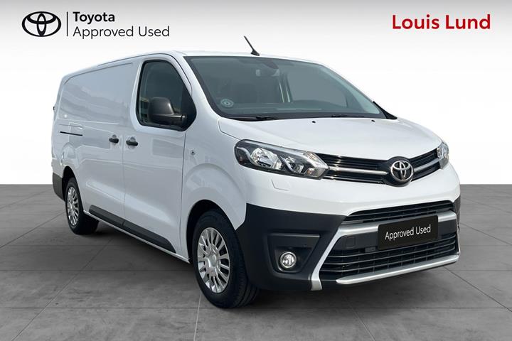 Hvid Toyota ProAce fra 2022