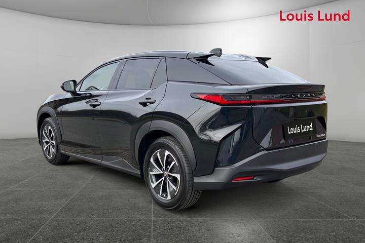Sort Lexus RZ fra 2025