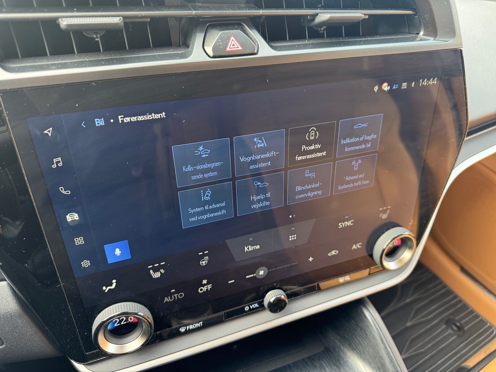 Sort Lexus RZ fra 2025