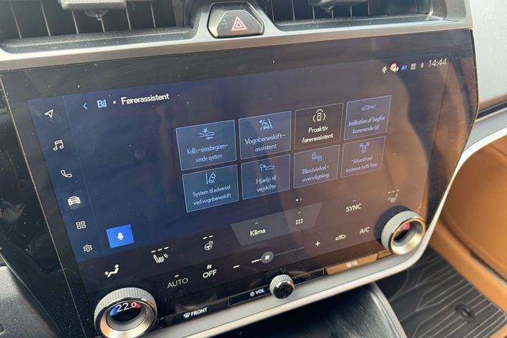 Sort Lexus RZ fra 2025
