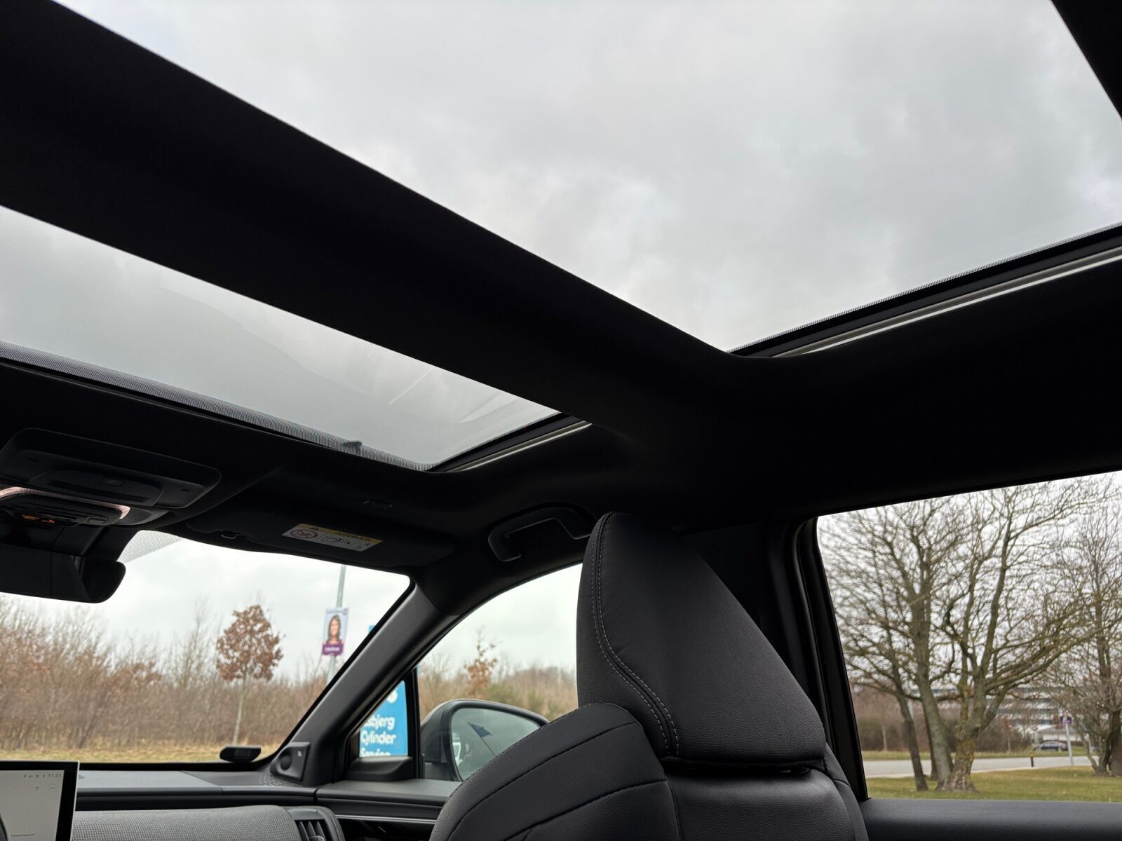 Sort Toyota BZ4X fra 2025