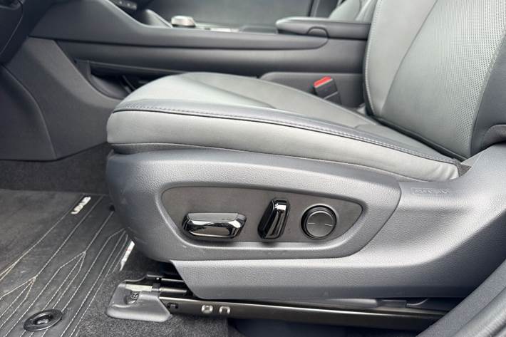 undefined Lexus RZ fra 2025