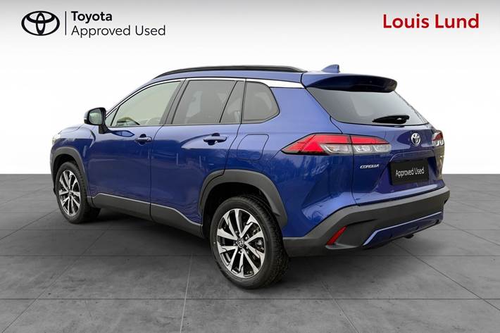 Blå Toyota Corolla Cross fra 2025