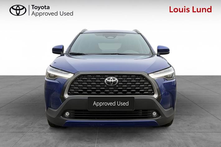 Blå Toyota Corolla Cross fra 2025