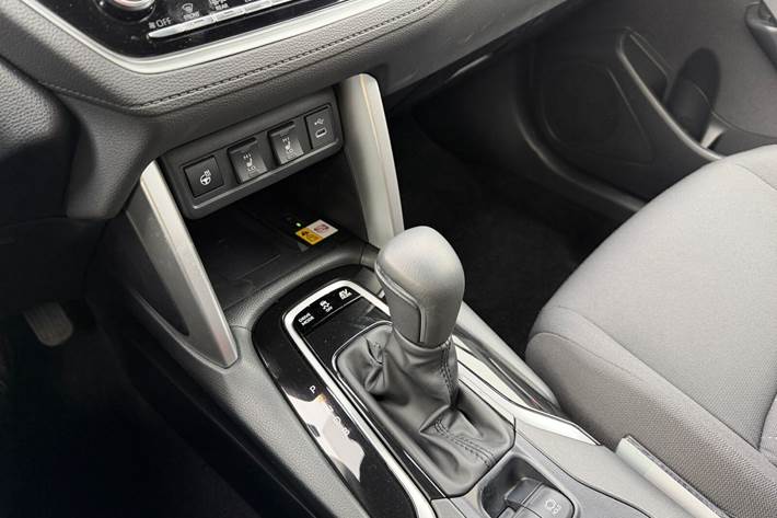Blå Toyota Corolla Cross fra 2025