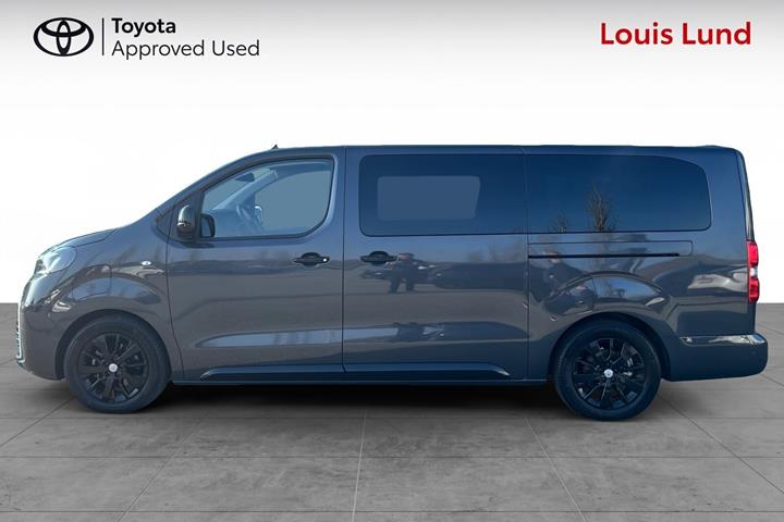Grå Toyota Proace Verso Electric fra 2024