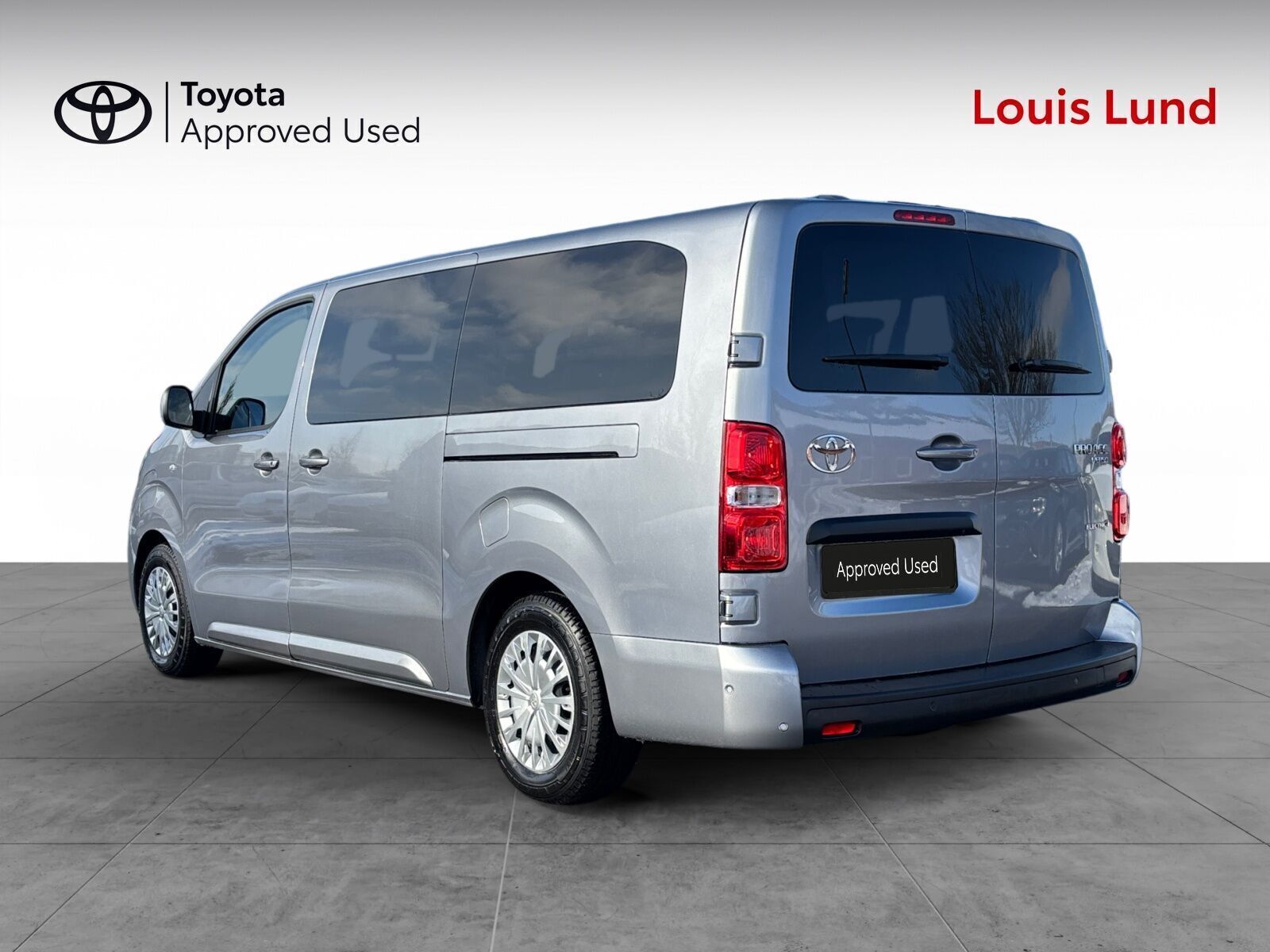 Toyota Proace Verso Electric Long EL Shuttle To skydedøre 136HK Aut.