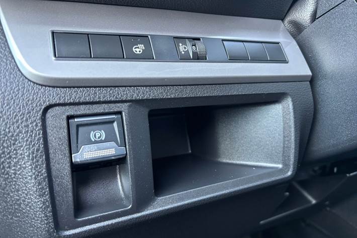 Grå Toyota Proace Verso Electric fra 2024