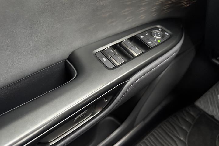 undefined Lexus RZ fra 2024