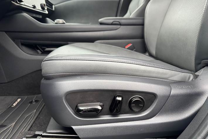 undefined Lexus RZ fra 2024