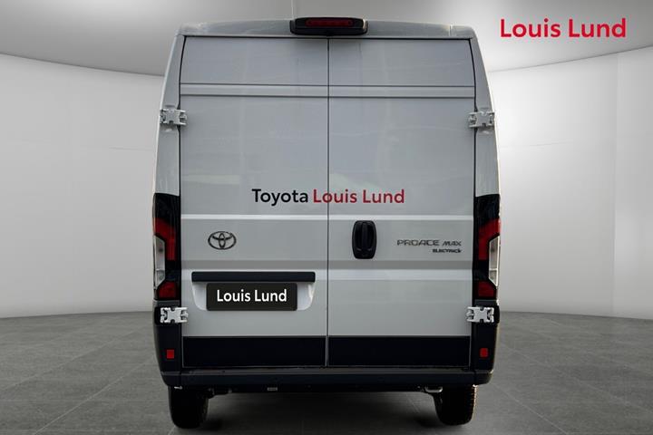 Hvid Toyota Proace Max Electric fra 2025
