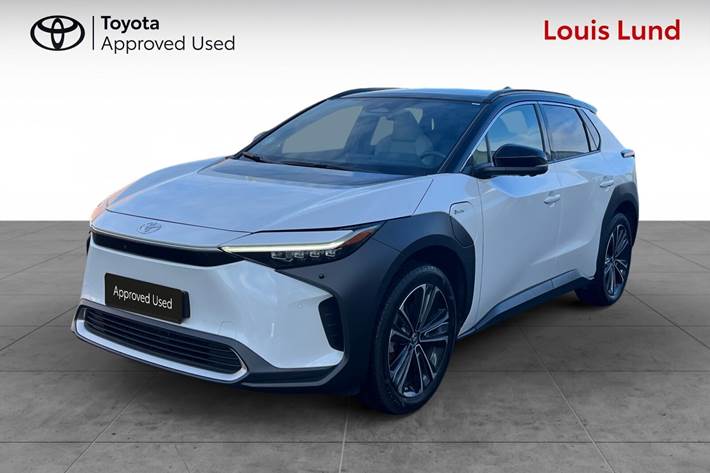 Hvid Toyota BZ4X fra 2024 set udefra