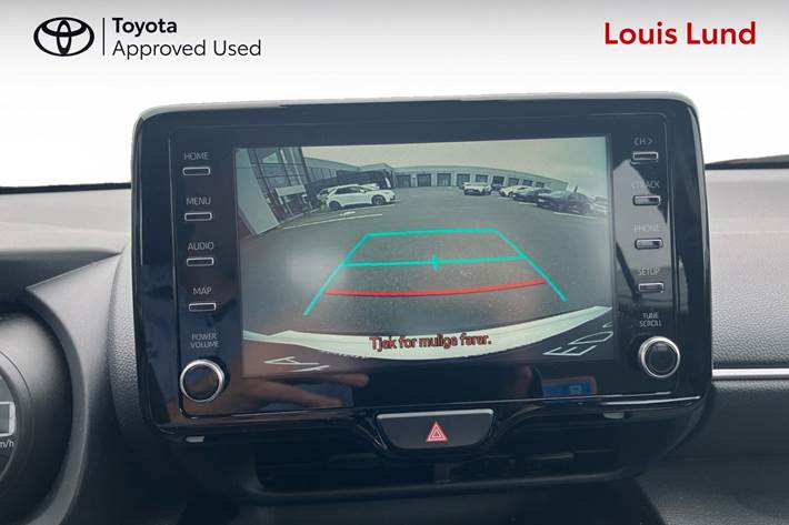 Hvid Toyota Yaris Cross fra 2024