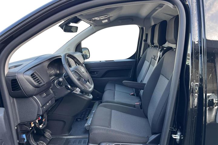 Sort Toyota ProAce fra 2024