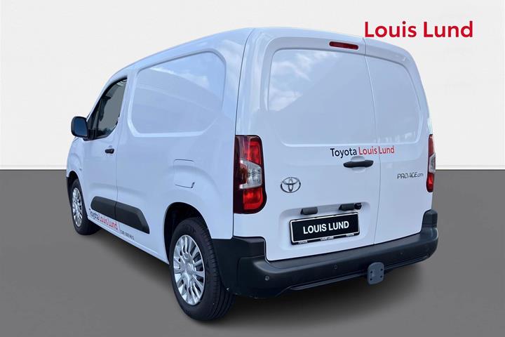 Hvid Toyota ProAce City fra 2024