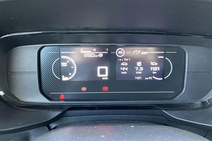 Hvid Toyota ProAce City fra 2024