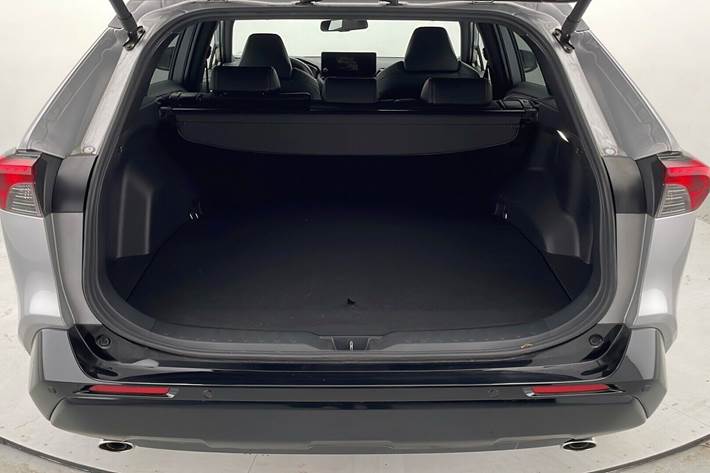 Sølv Toyota RAV4 Plug-in fra 2025