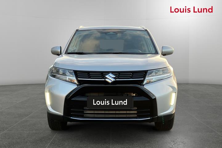 Sølv Suzuki Vitara fra 2025
