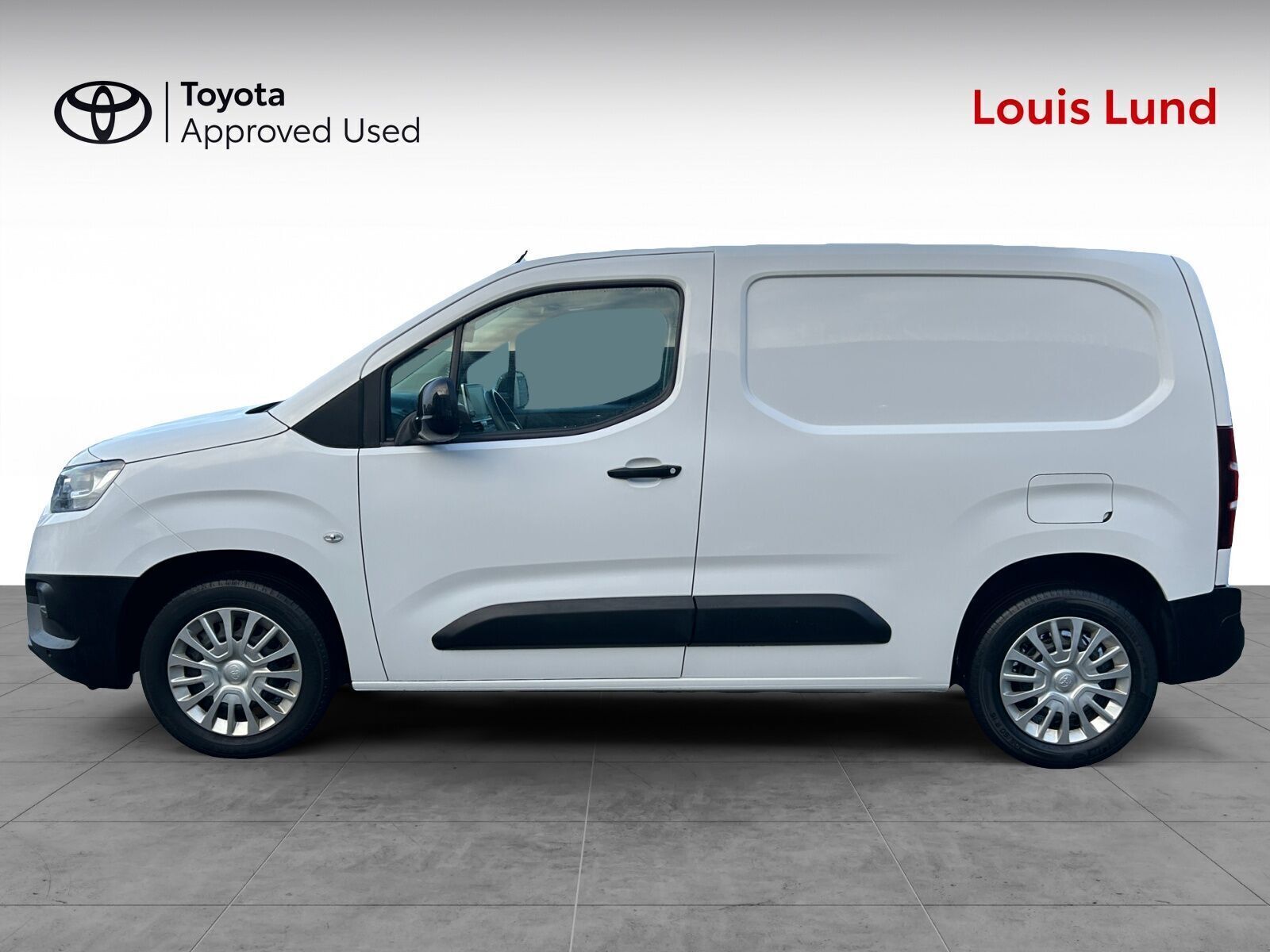 Hvid Toyota ProAce City fra 2022