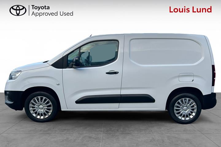 Hvid Toyota ProAce City fra 2022