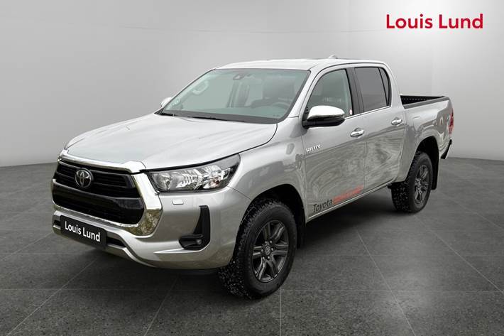 Grå Toyota HiLux fra 2025 set udefra