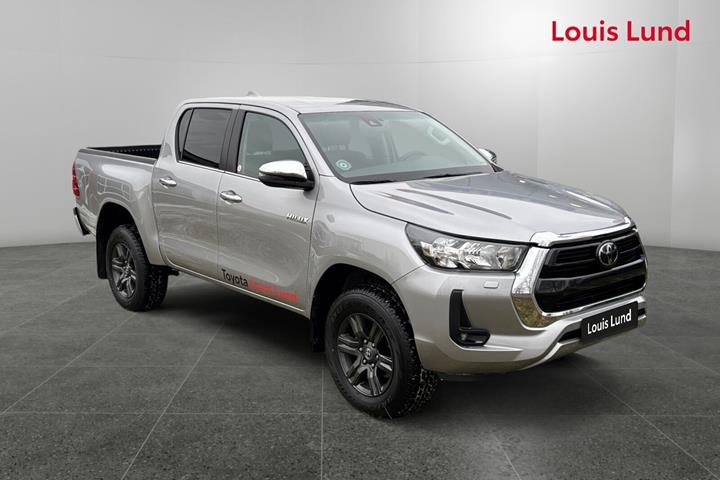 Grå Toyota HiLux fra 2025
