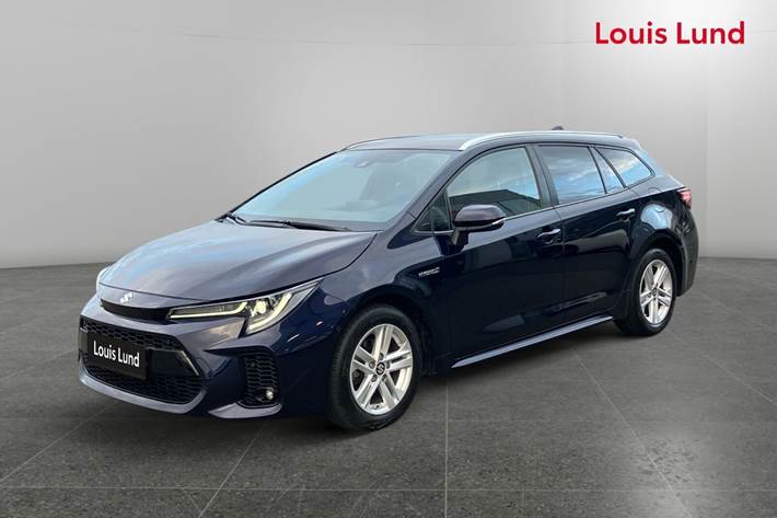 Blå Suzuki Swace fra 2021 set udefra