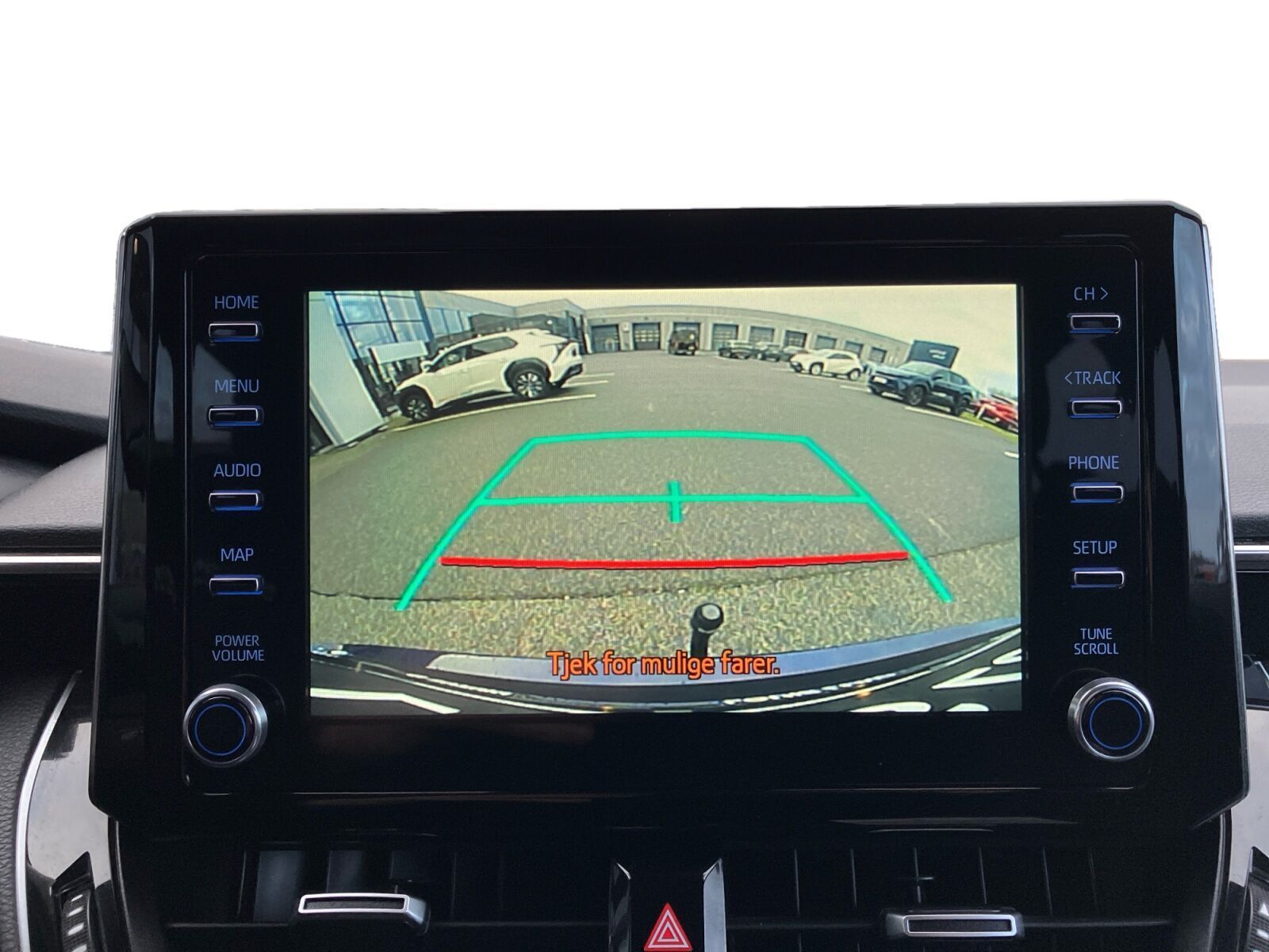 Blå Suzuki Swace fra 2021