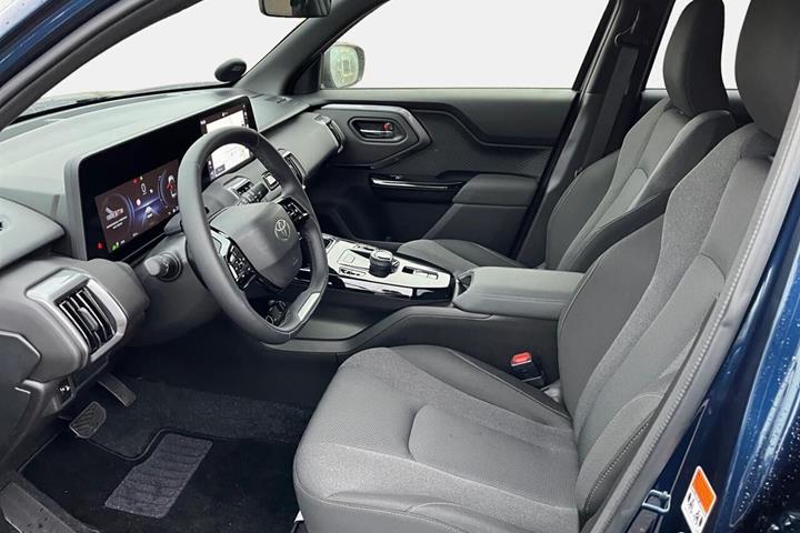 Blå Toyota Urban Cruiser fra 2026
