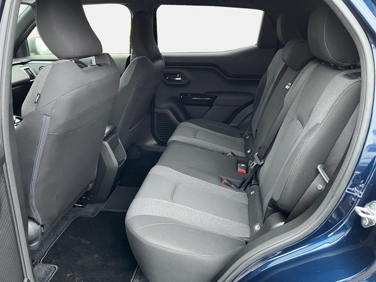 Blå Toyota Urban Cruiser fra 2026
