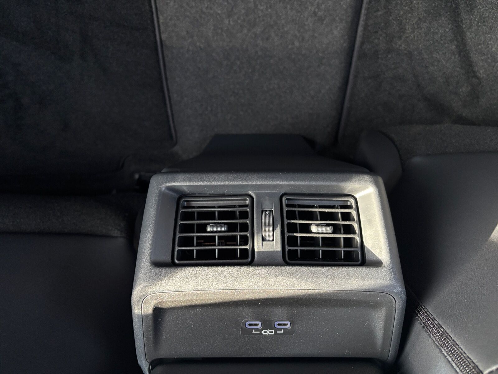 undefined Toyota BZ4X fra 2025