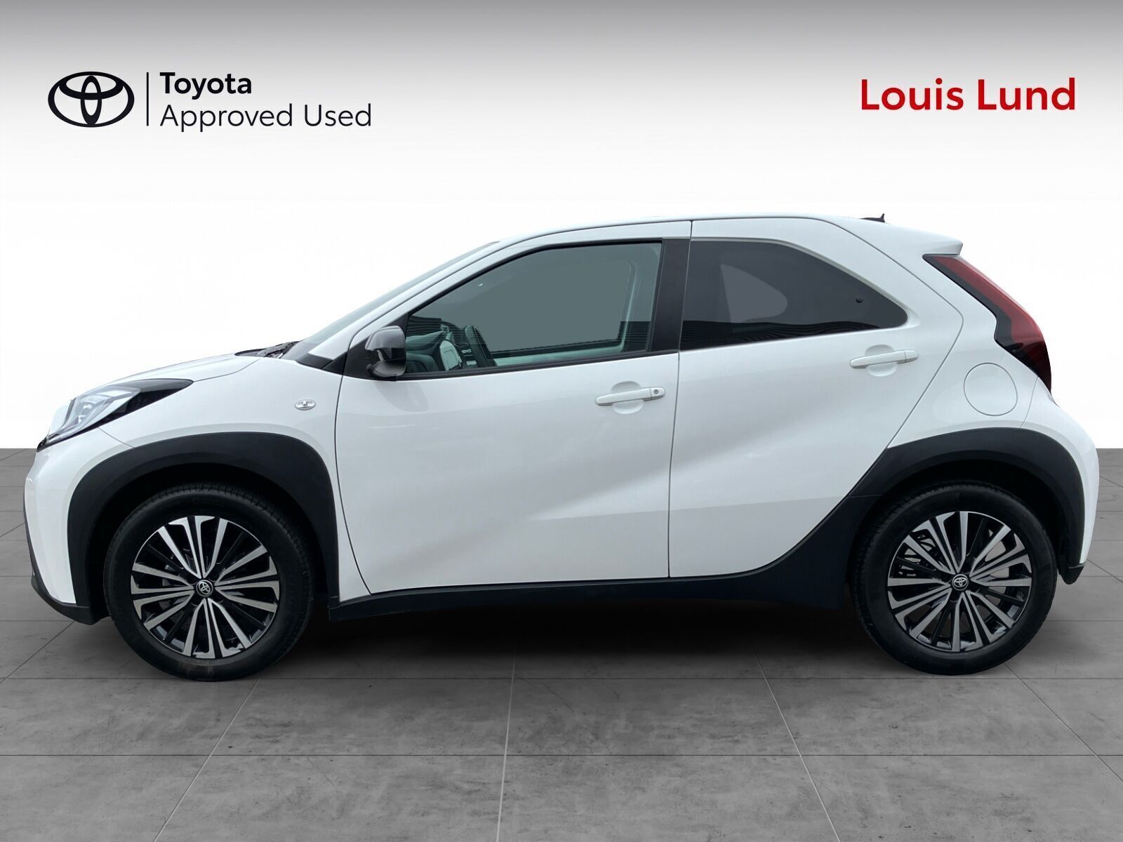 Hvid Toyota Aygo X fra 2025