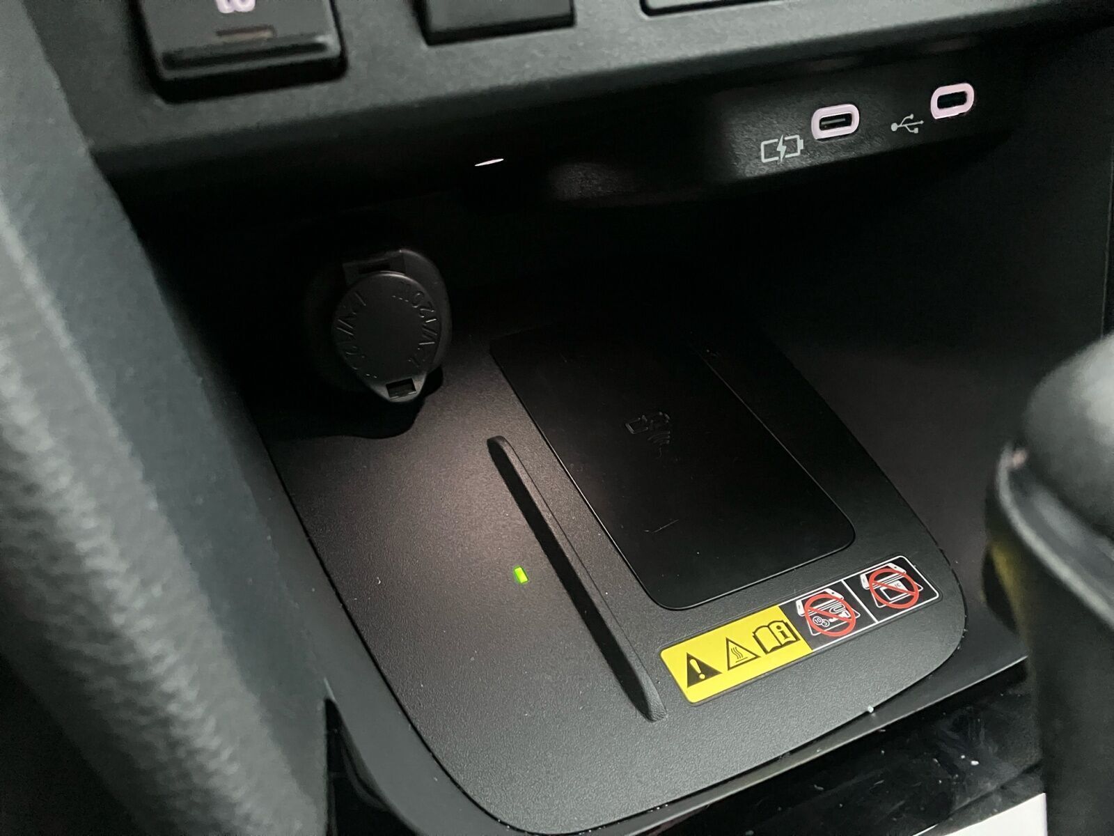 Grå Toyota Yaris Cross fra 2025