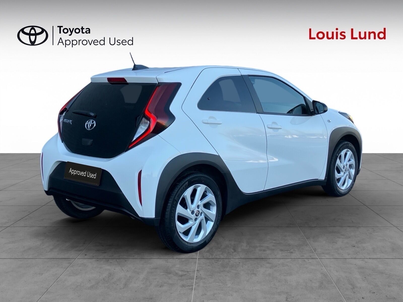 Hvid Toyota Aygo X fra 2025