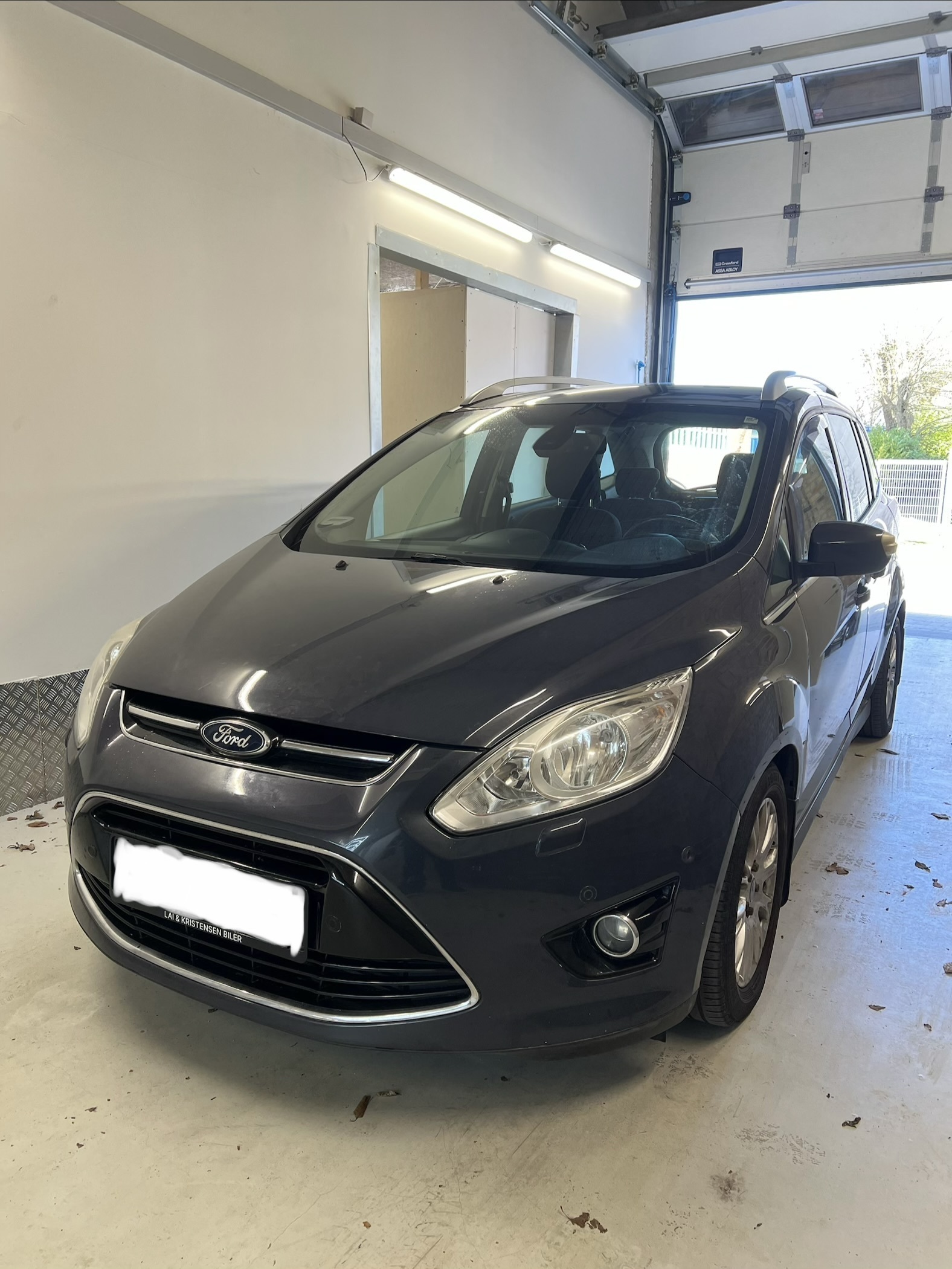 Ford Grand C-Max 2,0 TDCI AUT. 140 HK