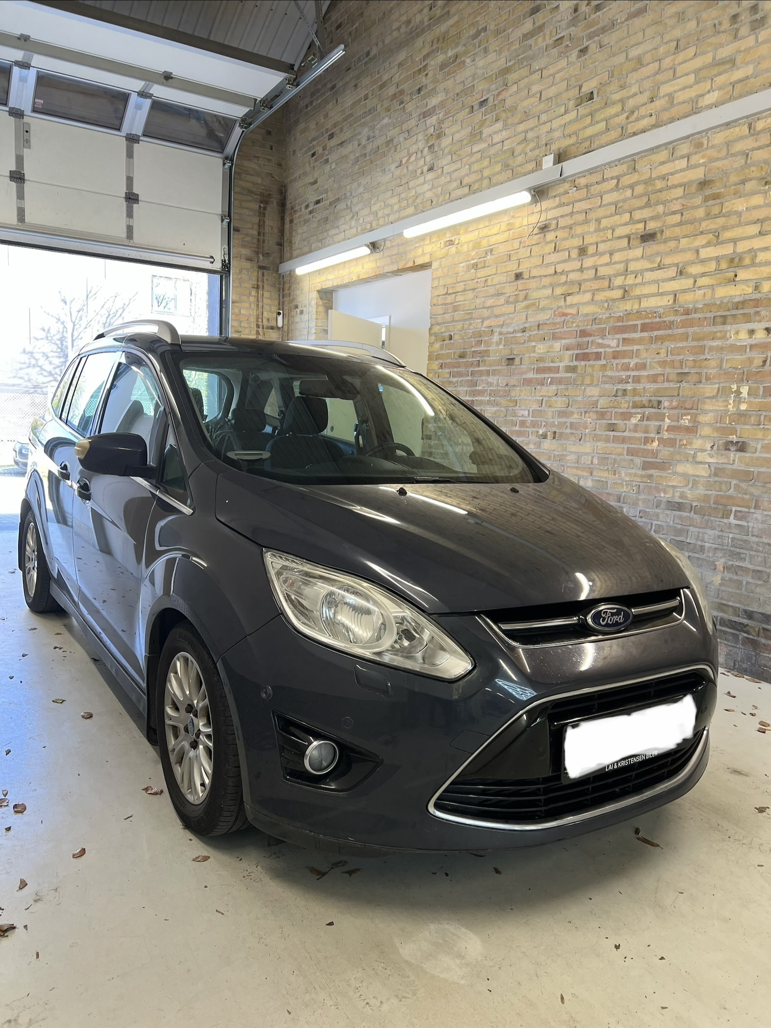 Ford Grand C-Max 2,0 TDCI AUT. 140 HK