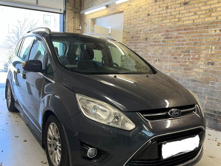 Ford Grand C-Max 2,0 TDCI AUT. 140 HK