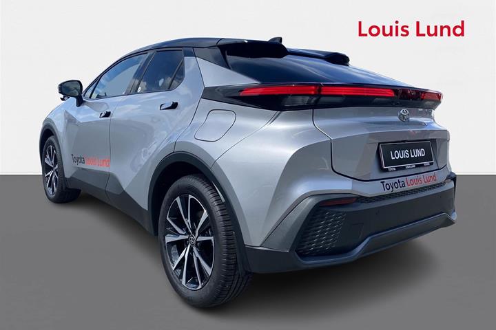 Grå Toyota C-HR fra 2024