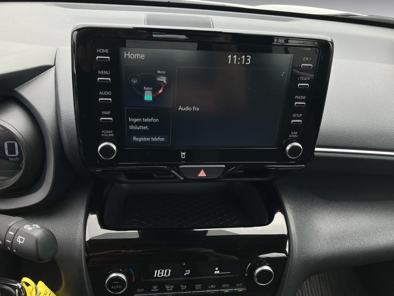 Hvid Toyota Yaris Cross fra 2024