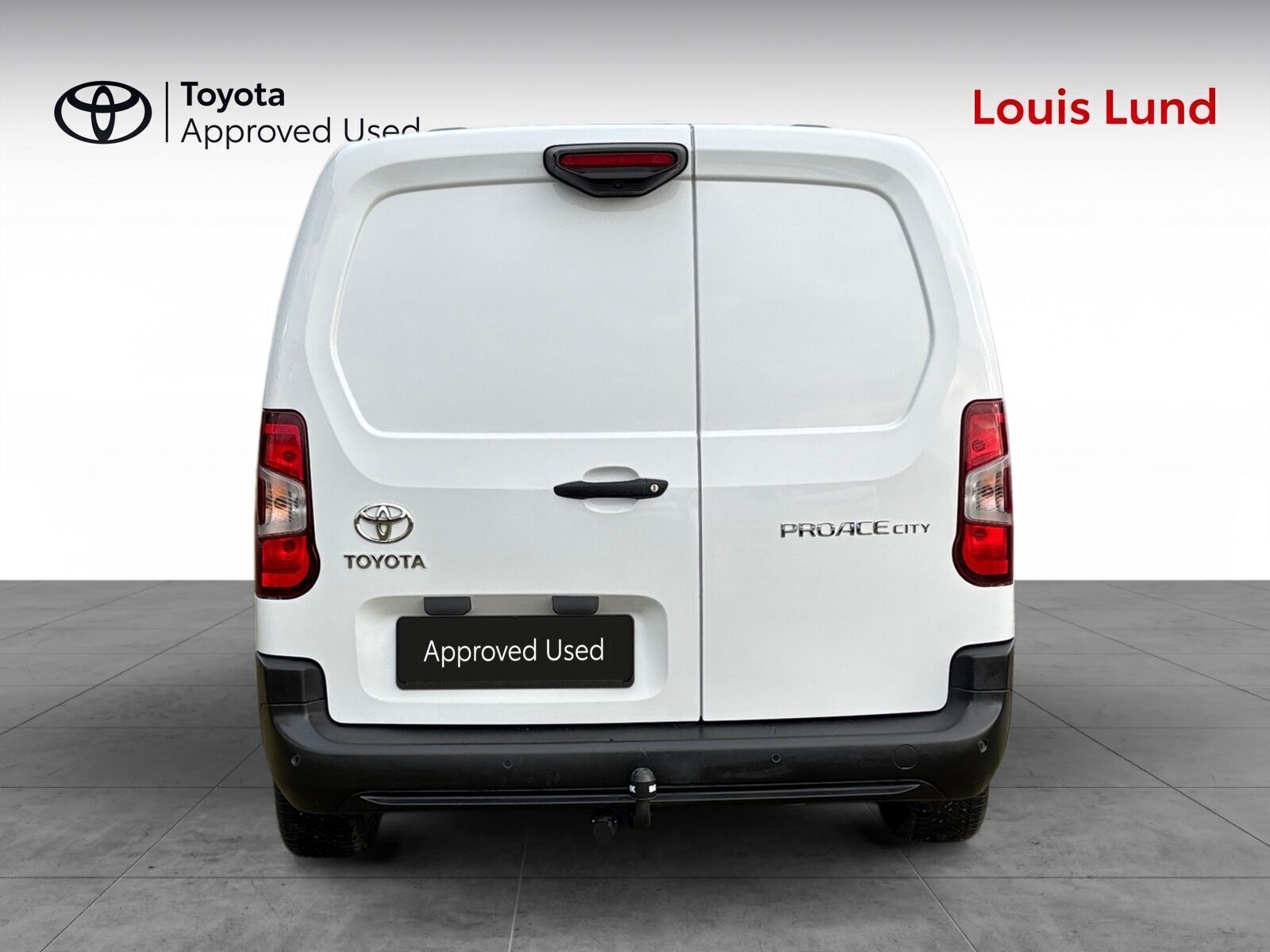 Hvid Toyota ProAce City fra 2023