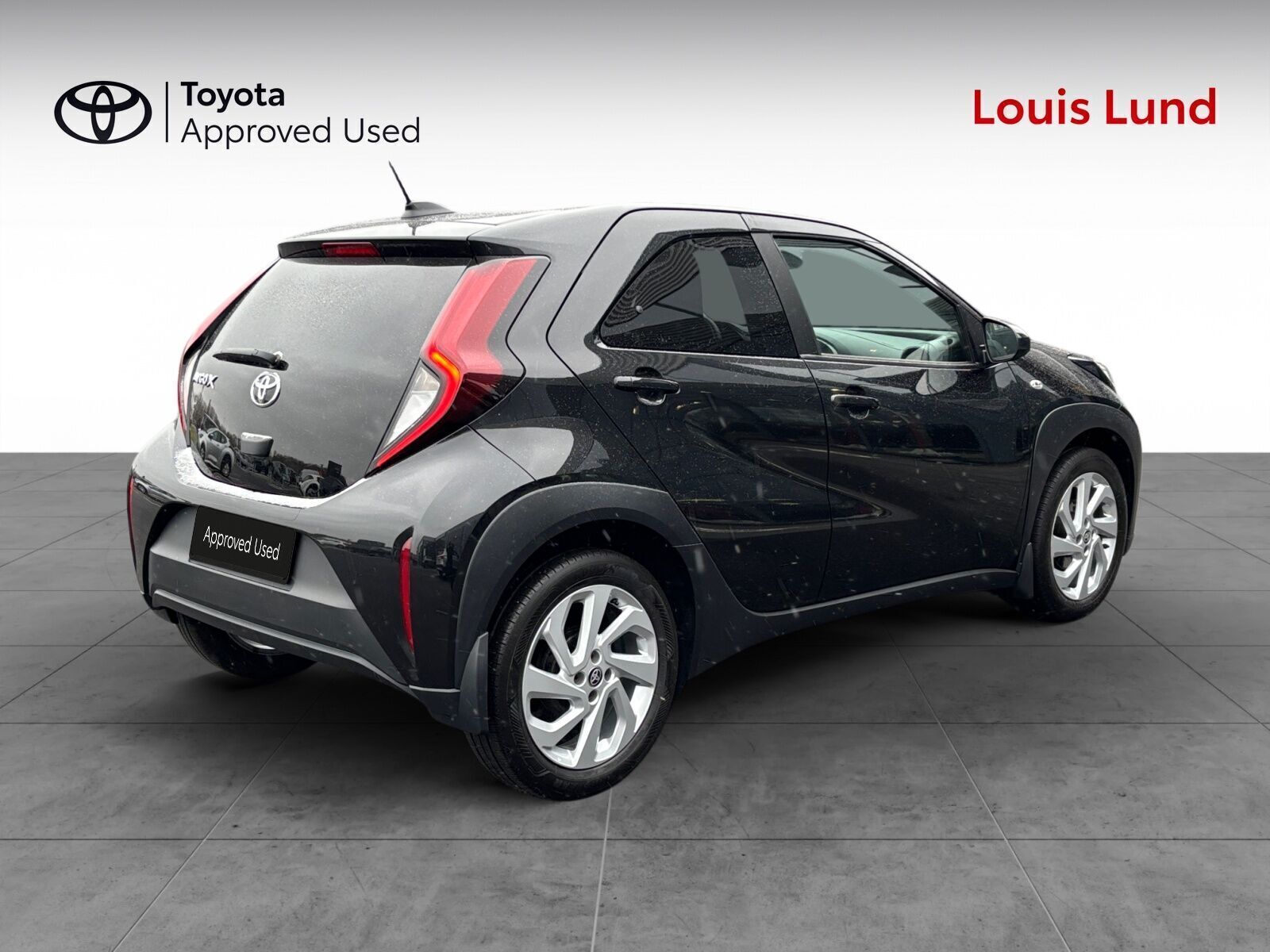 Sort Toyota Aygo X fra 2022